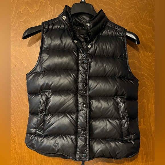 J. Crew Jackets & Blazers - J. Crew shiny puffer vest